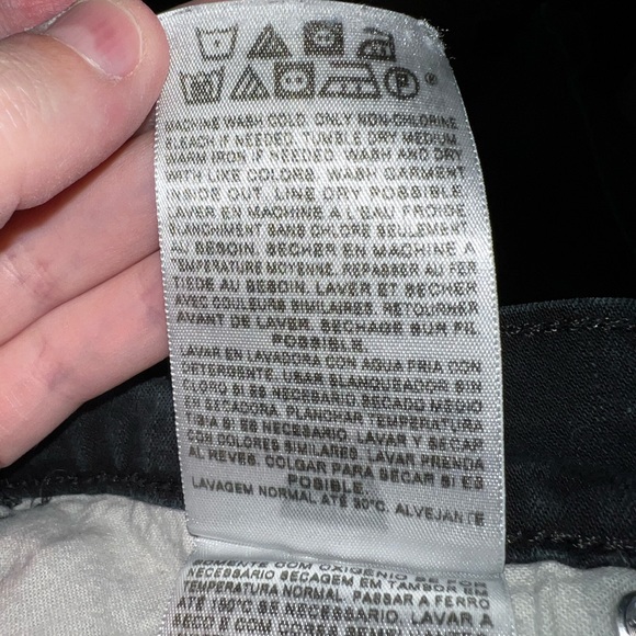 Levi’s Perfectly Slimming 512 Bootcut Jeans - Picture 8 of 9